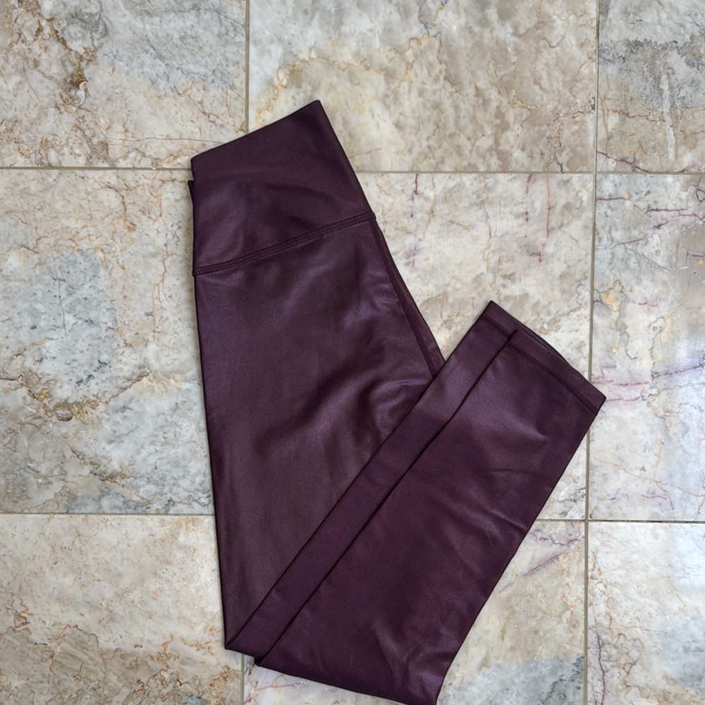 Chic Burgundy Faux Leather Leggings